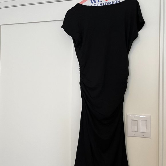 Isabella Oliver Black Maternity Dress - Picture 4 of 5